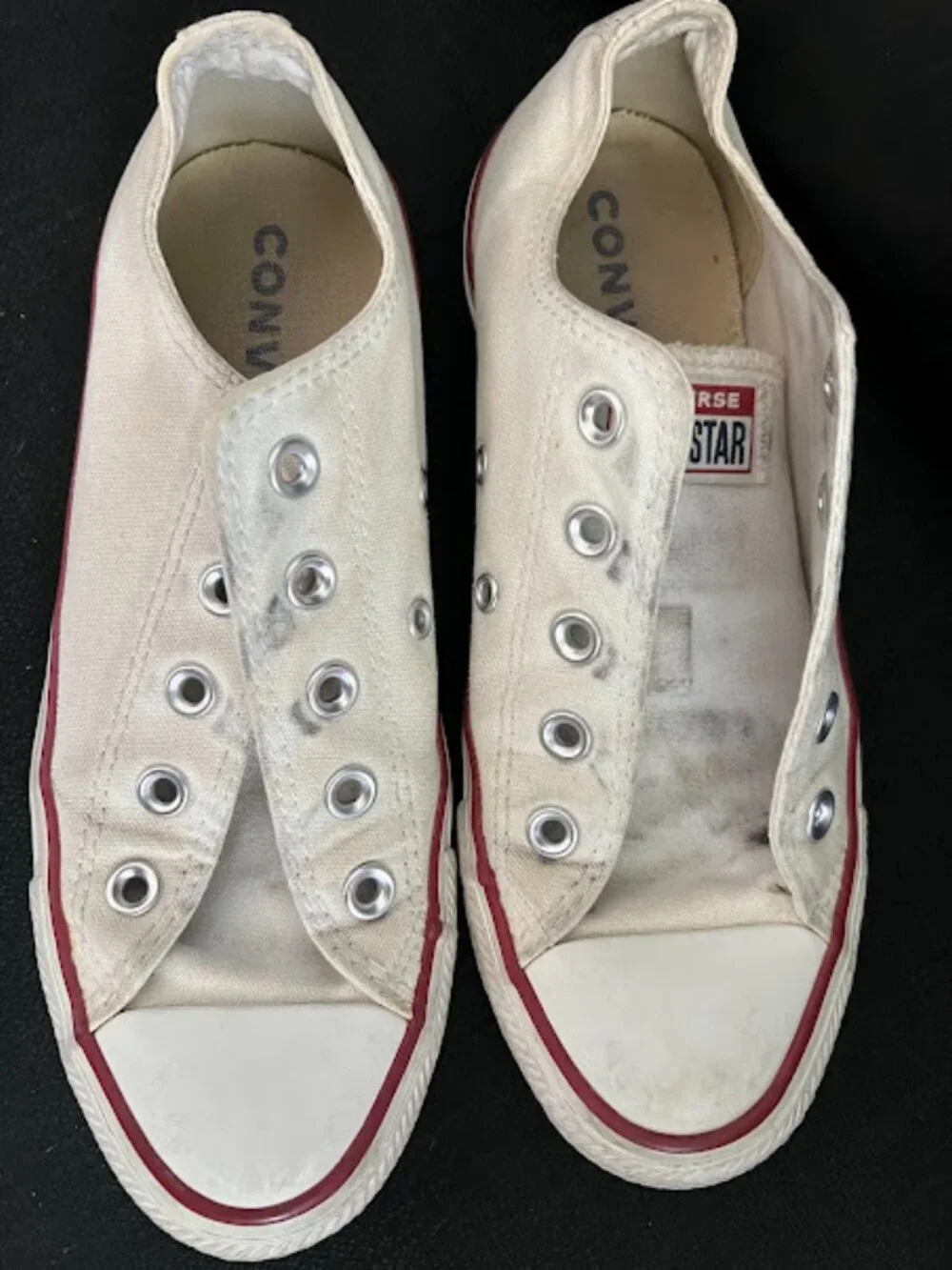 Converse Chuck Taylor All Star Low Top Athletic Shoes Size Men 4 Women 6